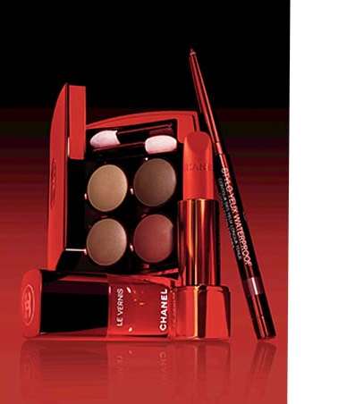 صور شانيل تطلق مجموعة LE ROUGE COLLECTION N°1 لخريف 2016