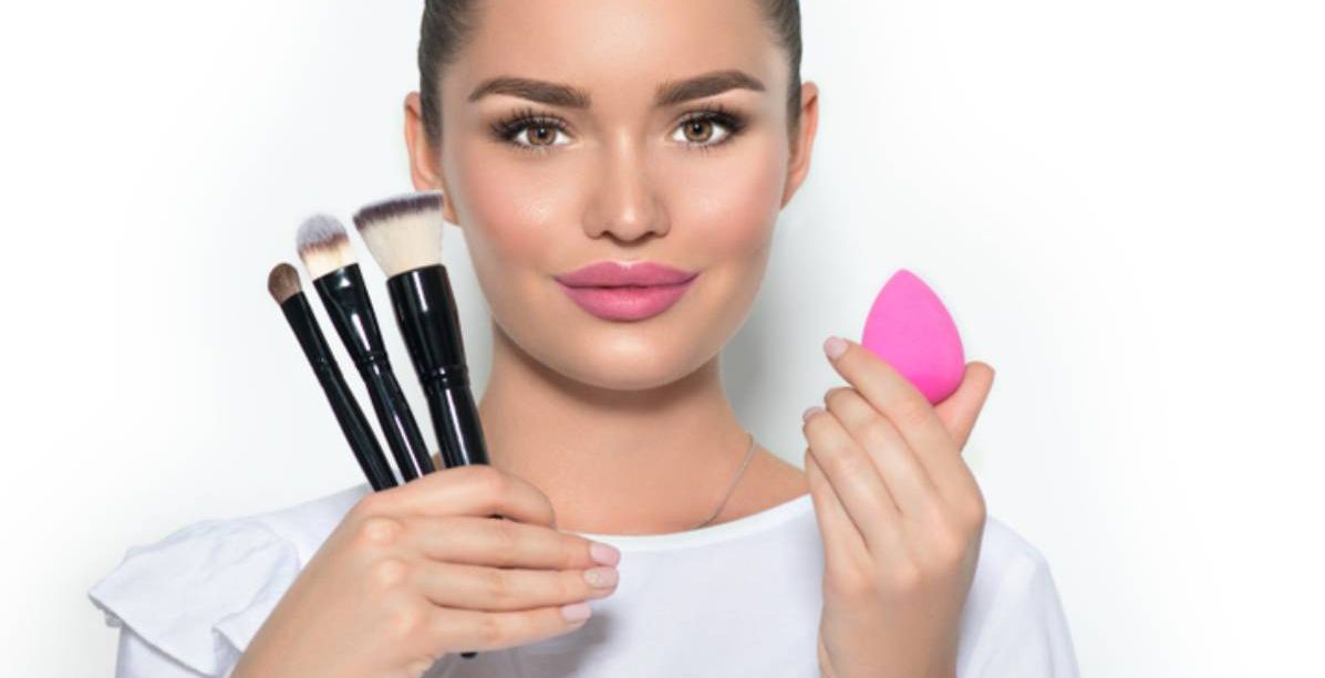 دقيقة واحدة في المايكرويف كفيلة لتنظيف البيوتي بلاندر