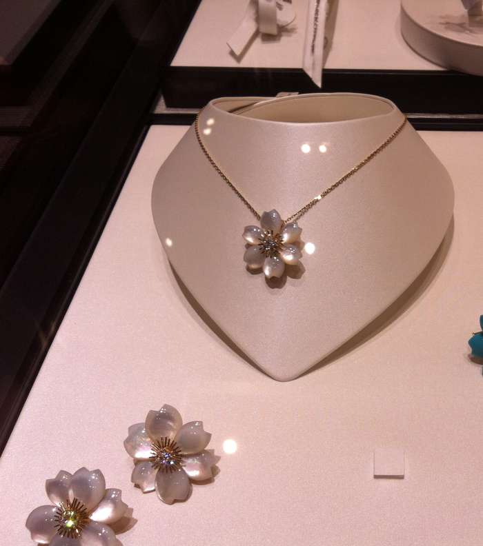 Van Cleef & Arpels في مول الامارات
