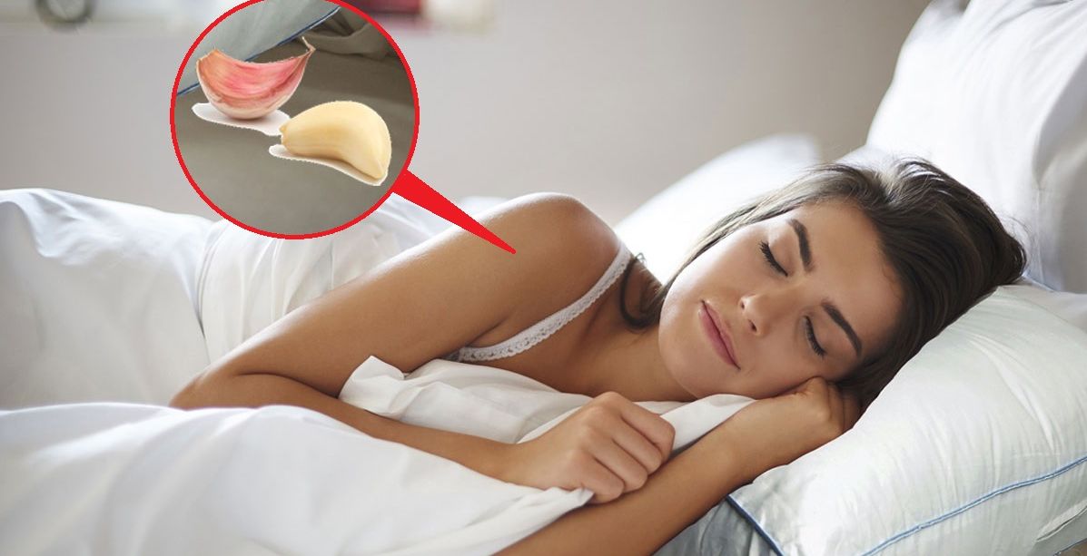 لماذا عليك وضع حص من الثوم تحت الوسادة قبل الخلود الى النوم؟
