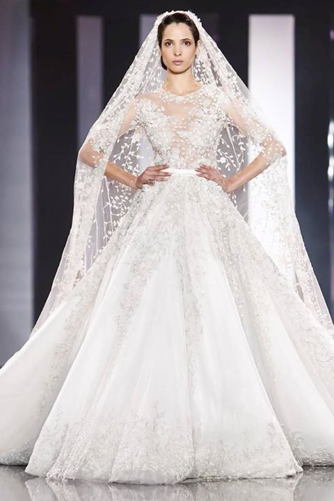 أناقة ثوب زفاف  Ralph & Russo 