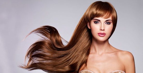 أفضل خلطات طبيعية لتطويل الشعر