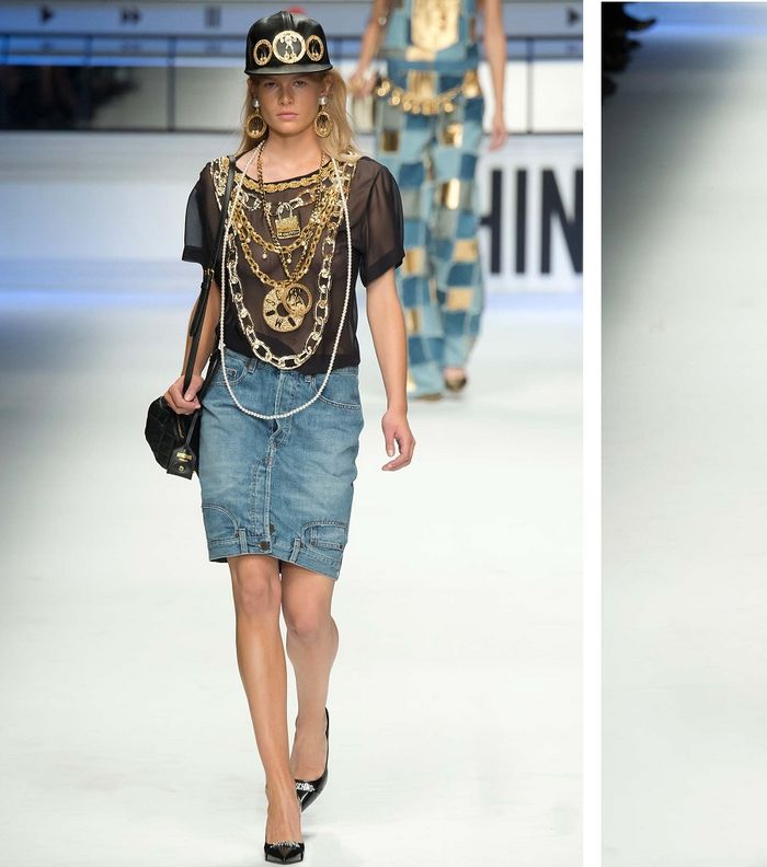 لشتاء 2016، اليك ازياء Moschino المميزة