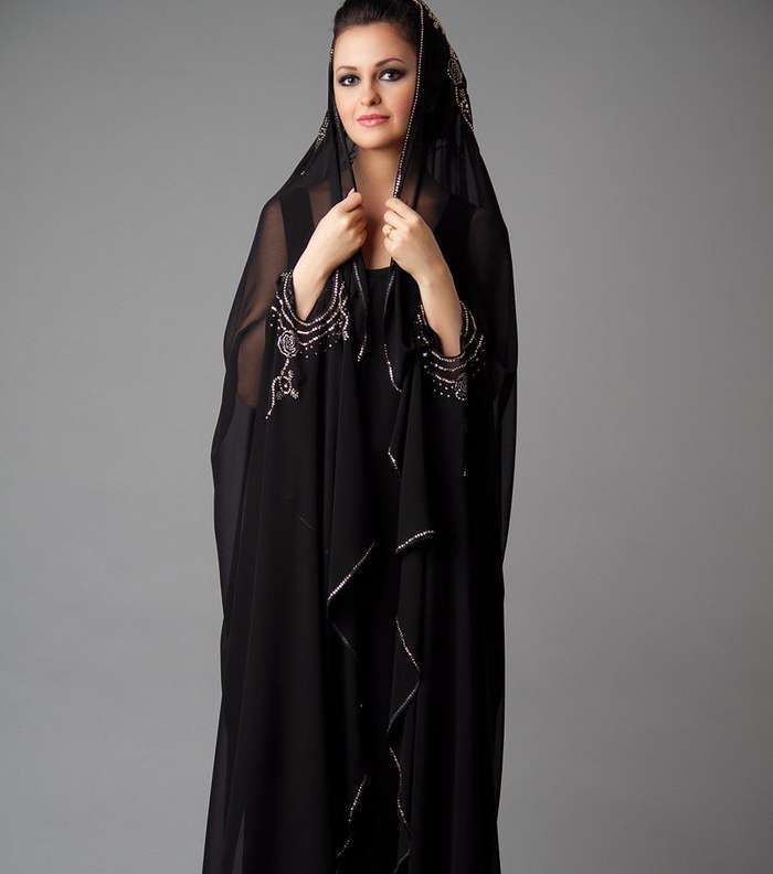 صور اجمل عبايات مشلح لهذا الموسم