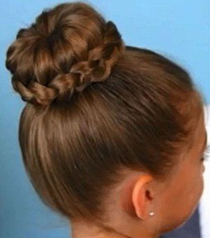 تسريحات ناعمه للبنات مرفوعه