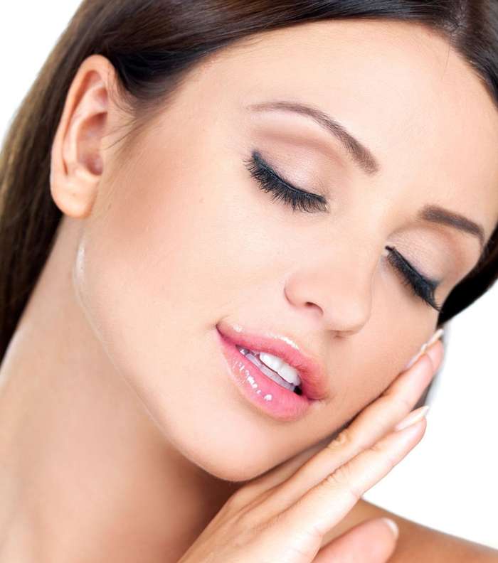 خلطات سحرية تفيد كمرطب للبشرة الجافة