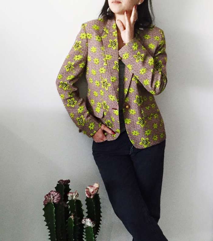 من اجمل السترات المطبعة، بلايزر اروى البناوي