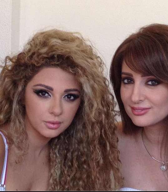 ميريام فارس تنشر صورها على موقع Instagram مع خبيرة الماكياج باتريسيا ريغا