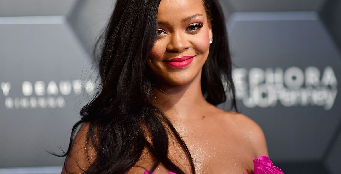 ريهانا تتعاون مع مصممة عربية