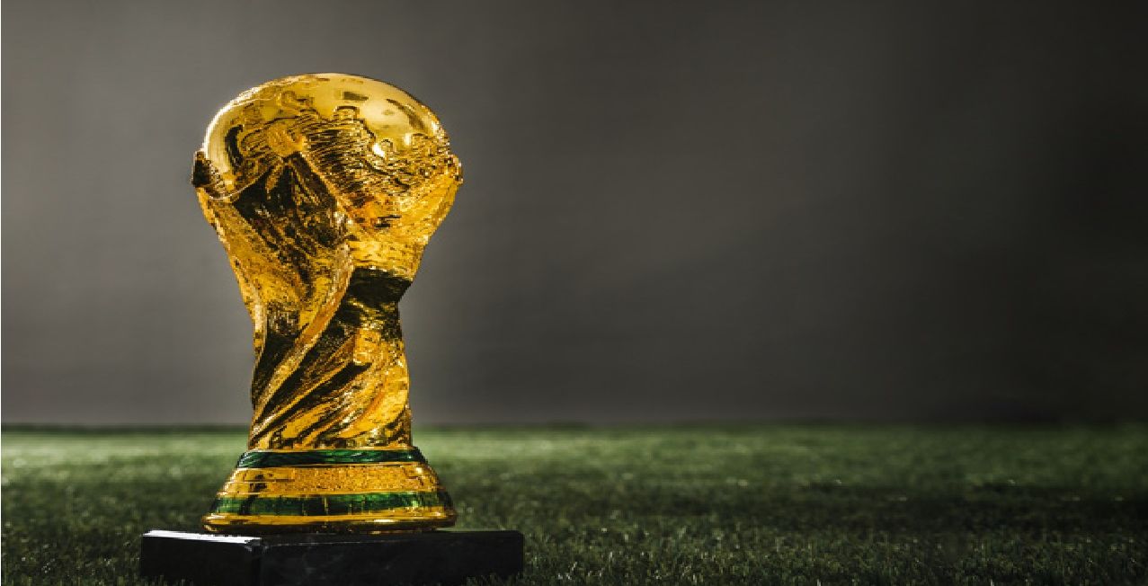 هل كأس العالم من الذهب