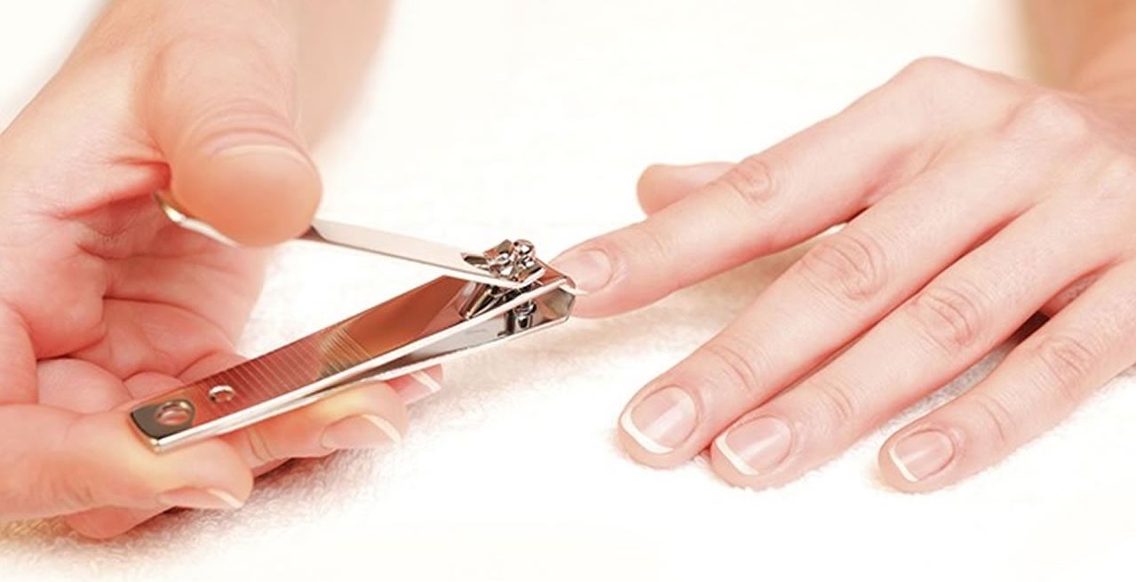 طريقة تفسير حلم قص الاظافر