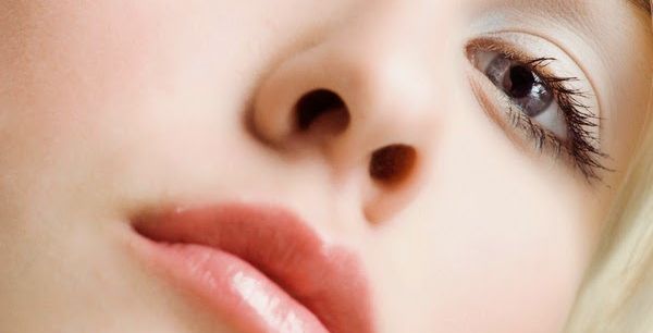 التخلص من الشعر الزائد حول الفم