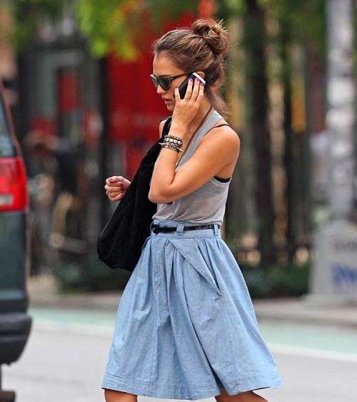 ارتدي تنورة الجينز بالقصّة الواسعة Flared في صيف 2013