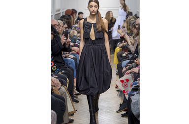 اجمل ازياء JW Anderson لشتاء 2018