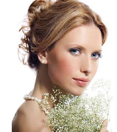 ميك آب ناعم للعروس 