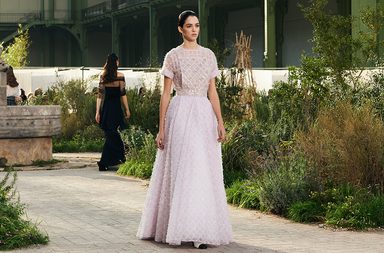 تصاميم مجموعة شانيل الراقية لربيع وصيف 2020