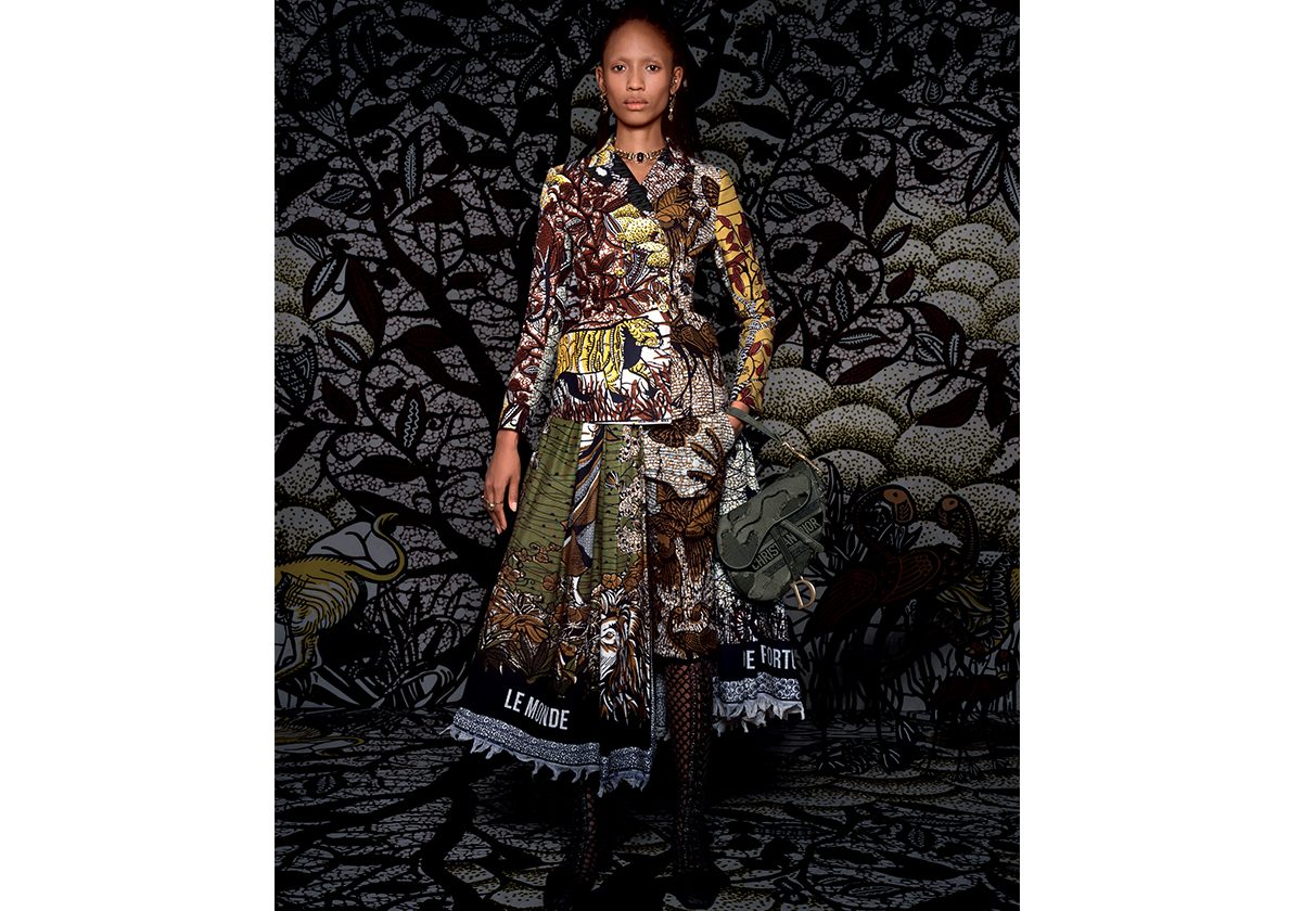 مجموعة Dior كروز 2020 تطبع إطلالة المرأة بالتمويه