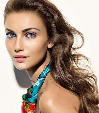 مكياج Clarins الصيفي بلمسة برازيلية