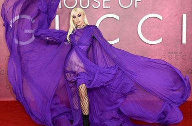إطلالة ليدي غاغا تحبس الأنفاس في العرض الأول لفيلم House of Gucci