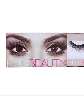 رموش مستعارة من  Huda Beauty 