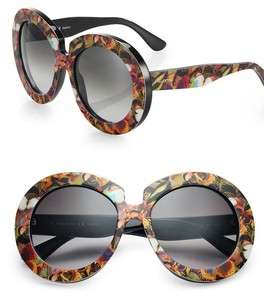 لعباءتك السوداء، اختاري نظارات الشمسية الملونة من فالينتينو