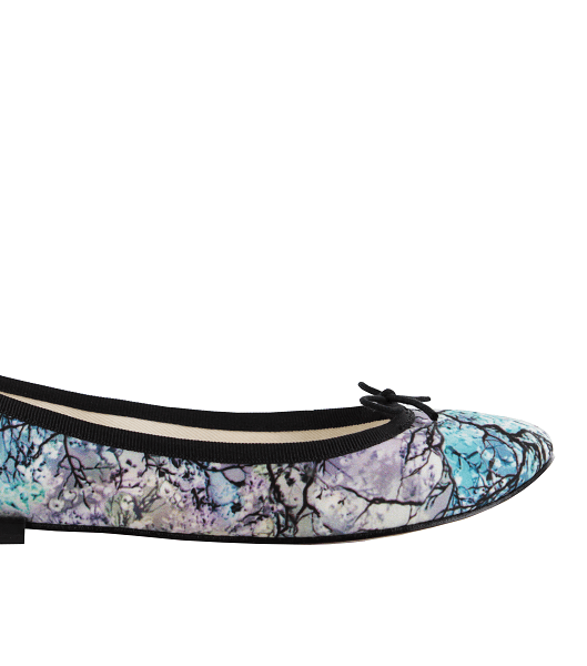 حذاء الباليرينا من Repetto بالتعاون مع Mary Katrantzou