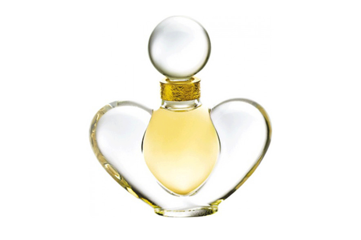 عطور قديمه من قزاز