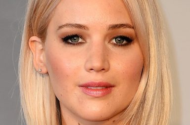 ماكياج ناعم من جنيفر لورنس