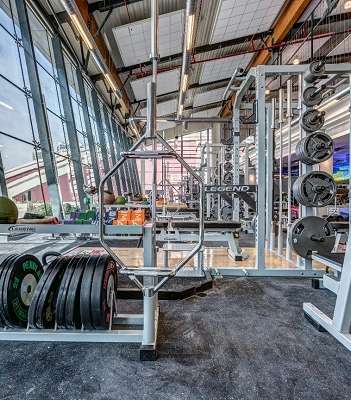 المعدات المتطوّرة في FitRepublik في دبي