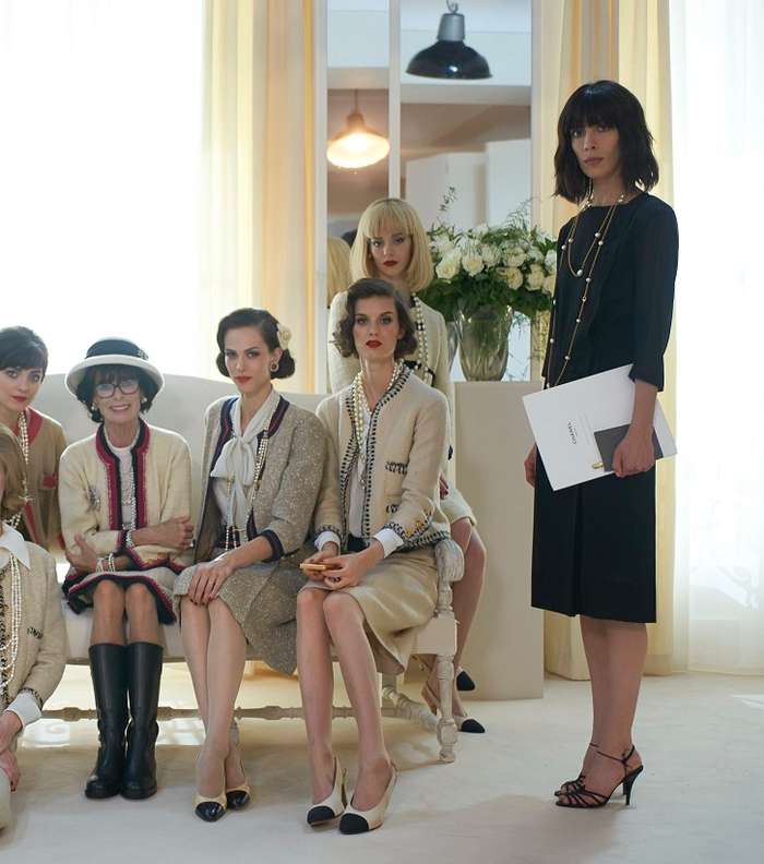 Geraldine Chaplin وفريق عمل فيلم The Return الخاص بشانيل