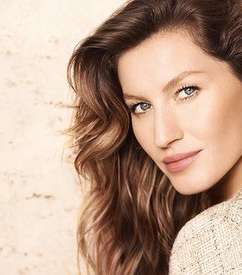  جيزيل بوندشين في إعلان بلاش Chanel Les Beiges
