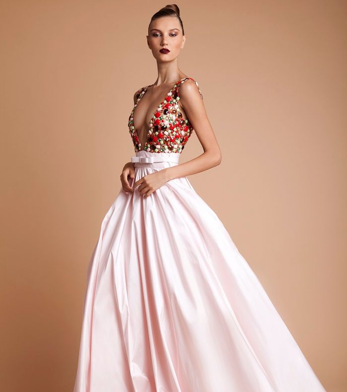 فستان مميّز من توقيع راني زاخم