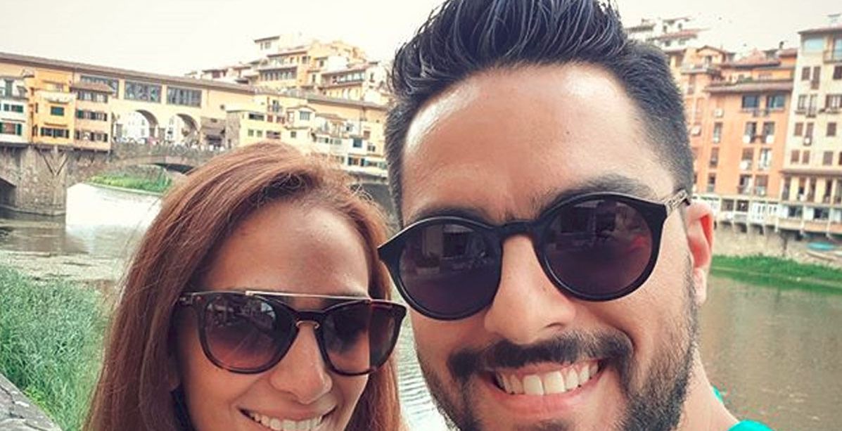 لصاحبات القلوب القوية فقط: شاهدي كيف نظر حسن الشافعي لزوجته يوم خطوبتهما!