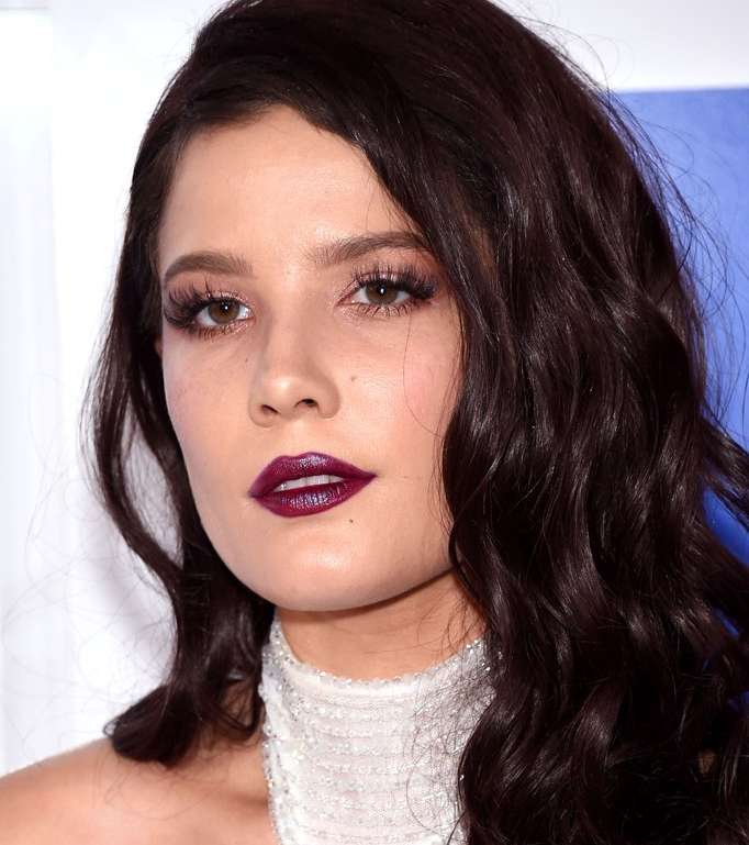 صور مكياج وتسريحات مميزة لاطلالالتك