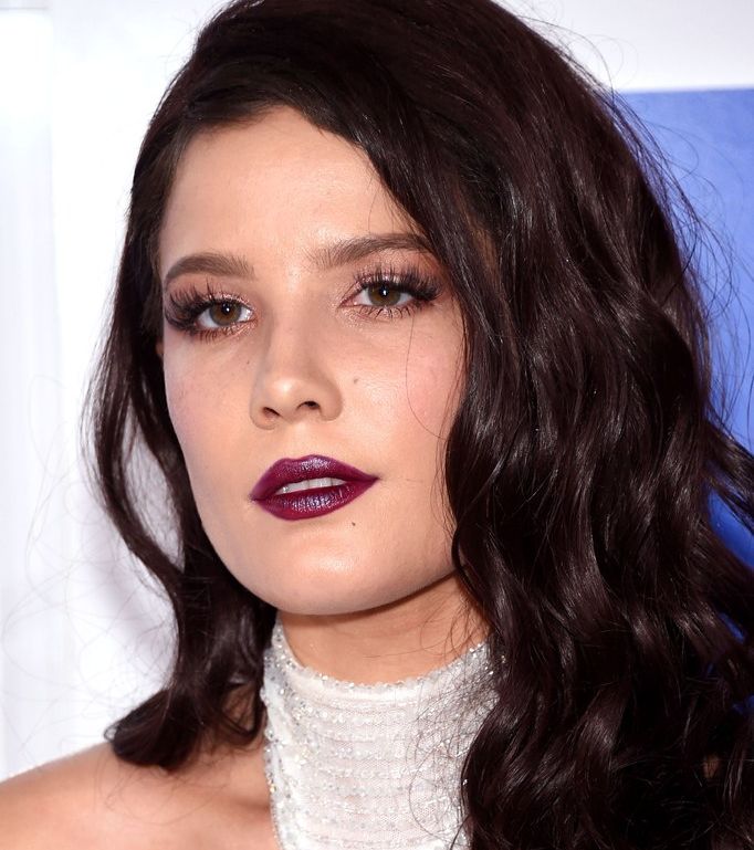 صور مكياج وتسريحات مميزة لاطلالالتك