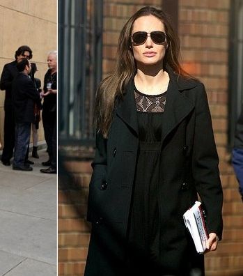 أنجيلينا جولي تتألق بالأسود