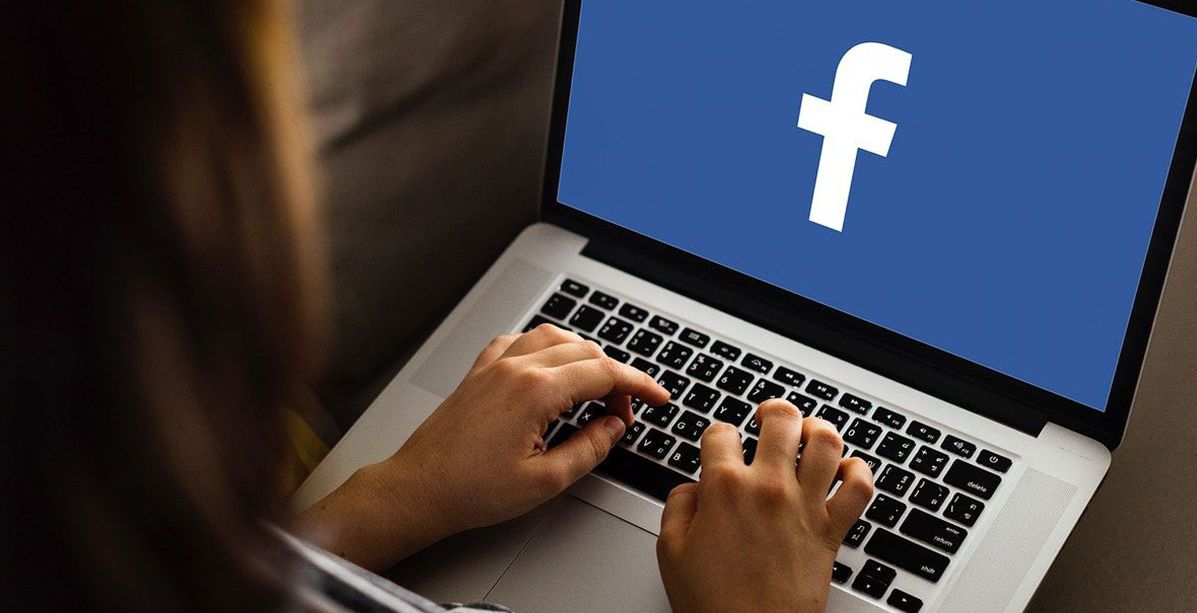 كيف يمكنني معرفة من يزور صفحتي على الفيس بوك