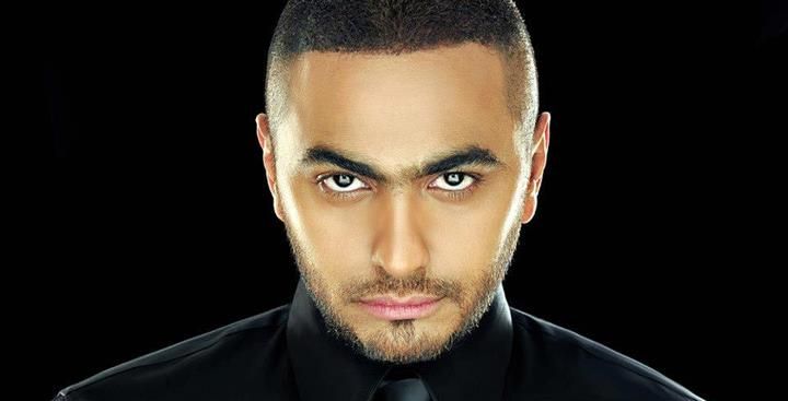 تعرض تامر حسني لإطلاق نار