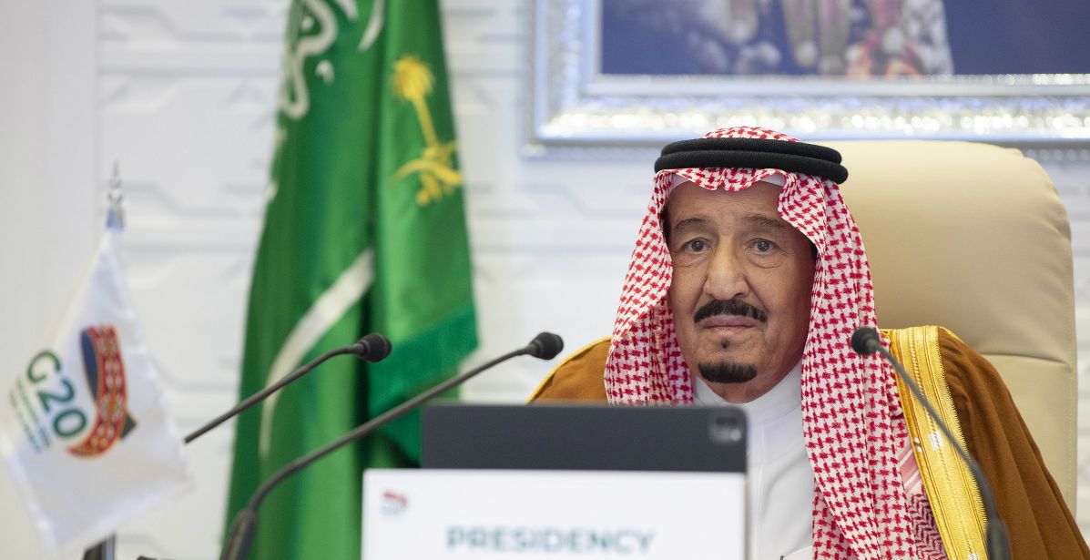 في انطلاق قمة العشرين الملك سلمان يدعو لإتاحة الفرص للمرأة والشباب 