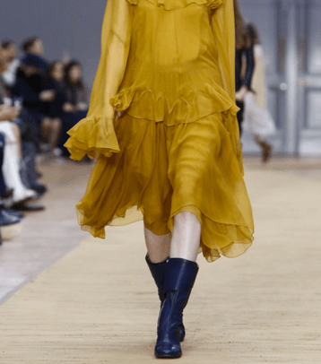 موضة الفستان بطبقات من الكشاكش من كلوي لشتاء 2017