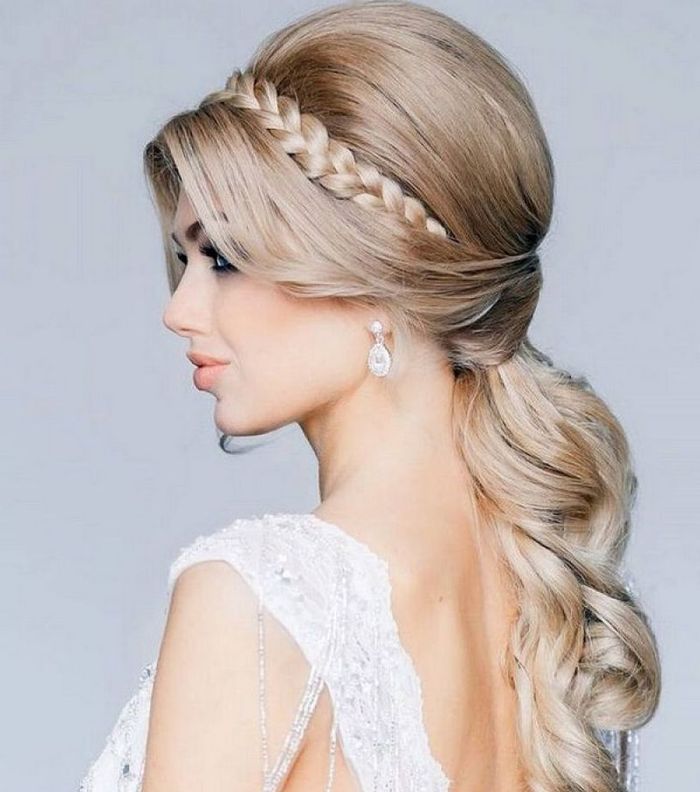 صور اجمل تسريحات مع تاج لسهراتك