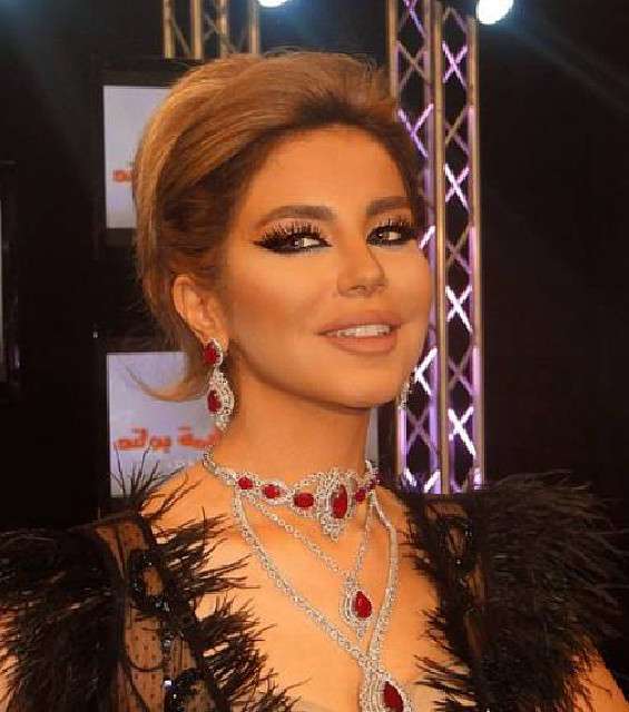 الأيلاينر سر جمال حليمة بولند