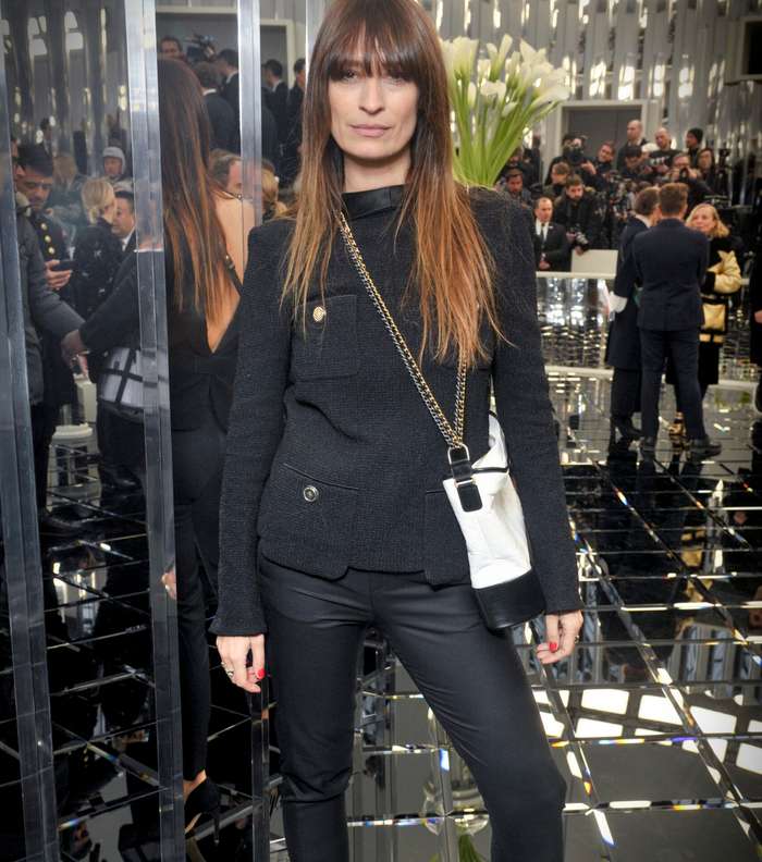 Caroline de MAIGRET في عرض CHANEL للازياء الراقية لصيف 2017 في باريس