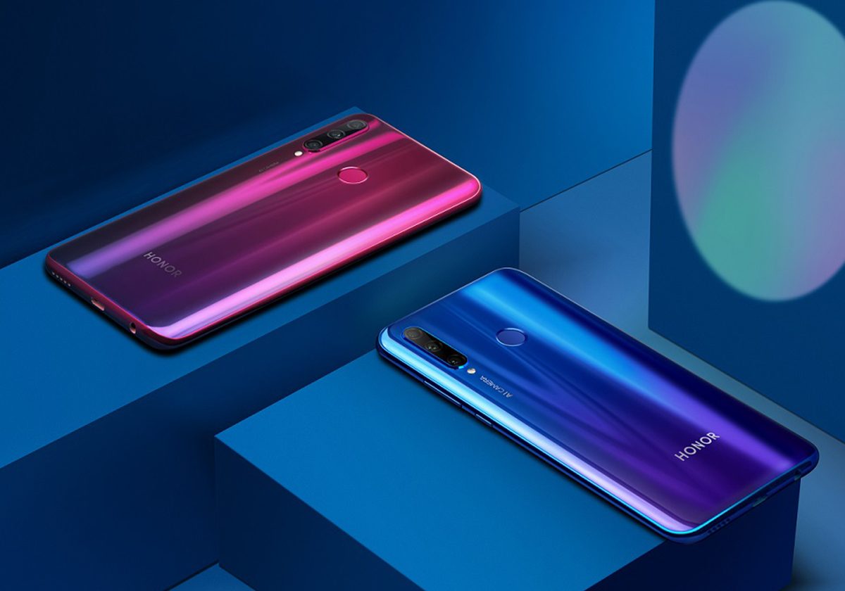 تصميم الهاتف HONOR 10i الخبرة العميقة التي تتمتع بها HONOR  في هذا المجال