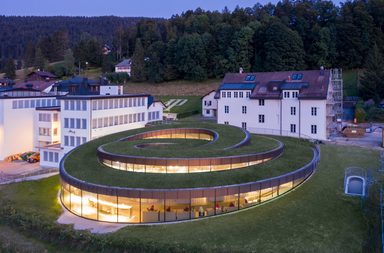 متحف ورشة اوديمار بيغه عالم من الصنعة الحرفية الحية والبراعة التقليدية