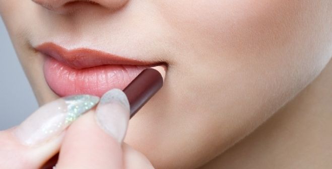 طريقة رسم شفايف بالخطوات