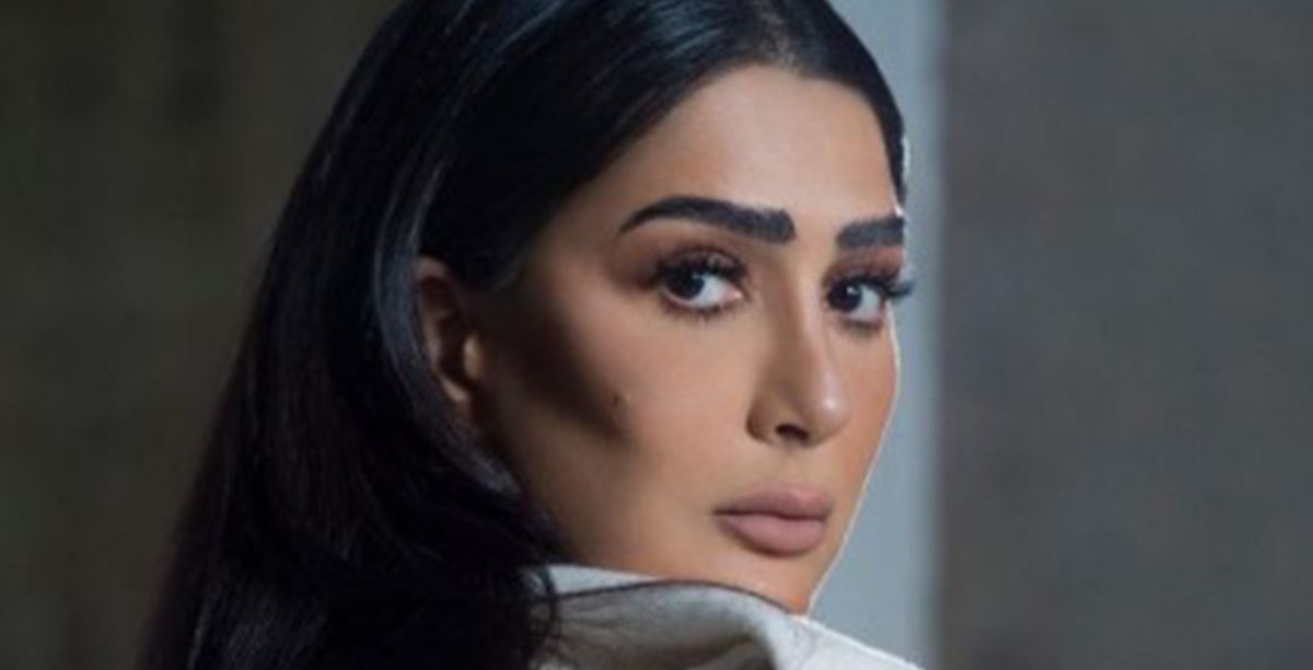 غادة عبد الرازق تبكي على الهواء وتكشف أسرارا للمرة الأولى