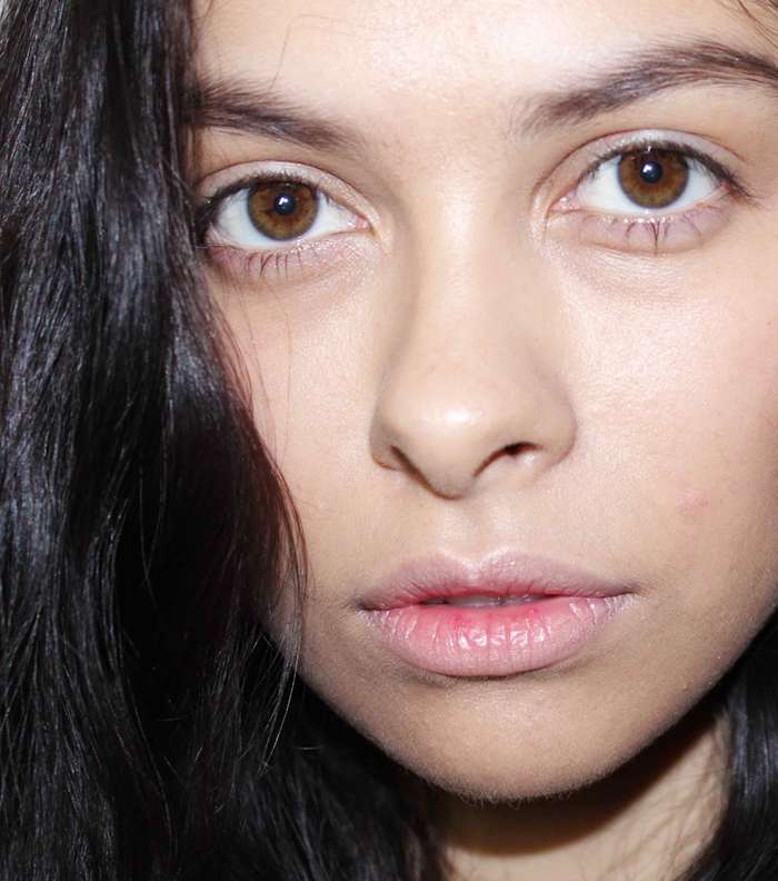 جربي خلطة لتوريد الشفايف لنتيجة رائعة