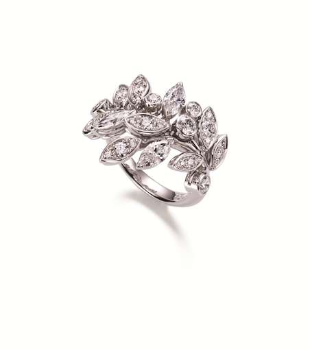 خاتم بتصميم الأوراق من Piaget