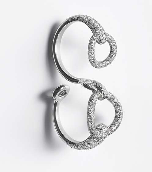 من اجمل المجوهرات التي اخترناها لك هذا الموسم، خاتم هيرميس Filet D'or